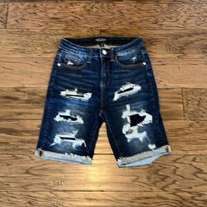 Judy Blue Bermuda Shorts High Rise Size S